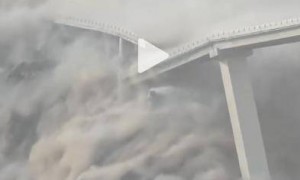 四川阿坝红旗特大桥发生垮塌，今年1月主跨刚合龙，官方：山体滑坡致边坡裂缝，已提前一天交通管制无人员伤亡