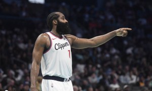 哈登重回火箭是否可行 除了情感羁绊还有哪些障碍？